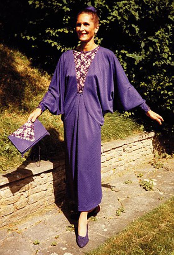 فيديو.. أكبر عارضة أزياء عمرها 89 عاماً صورة رقم 13 فيديو.. أكبر عارضة أزياء عمرها 89 عاماً صورة رقم 13