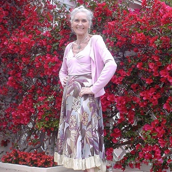 فيديو.. أكبر عارضة أزياء عمرها 89 عاماً صورة رقم 21 فيديو.. أكبر عارضة أزياء عمرها 89 عاماً صورة رقم 21