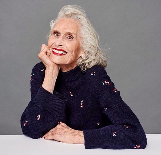 فيديو.. أكبر عارضة أزياء عمرها 89 عاماً صورة رقم 22 فيديو.. أكبر عارضة أزياء عمرها 89 عاماً صورة رقم 22