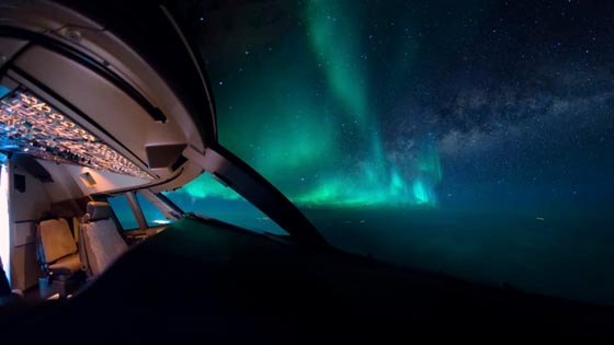 كيف يظهر العالم من داخل قمرة قيادة الطيّار؟ صورة رقم 2