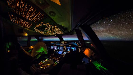 كيف يظهر العالم من داخل قمرة قيادة الطيّار؟ صورة رقم 1