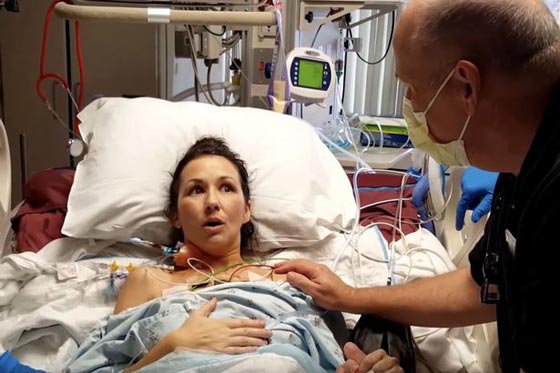 فيديو مؤثر.. امريكية تتنفس للمرة الاولى بعد زراعة رئتين صورة رقم 2