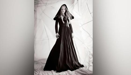 صور عارضات أزياء مسكونة بأجواء روحانية صورة رقم 3