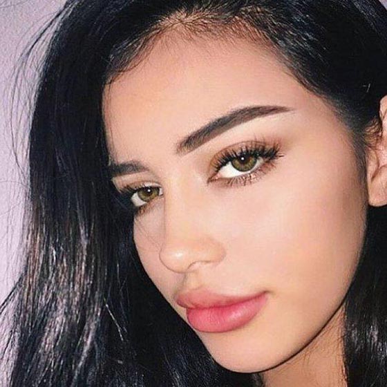 صور 6 اشخاص اصبحوا  من مشاهير مواقع التواصل الاجتماعي بالصدفة وبلمح البصر! صورة رقم 1