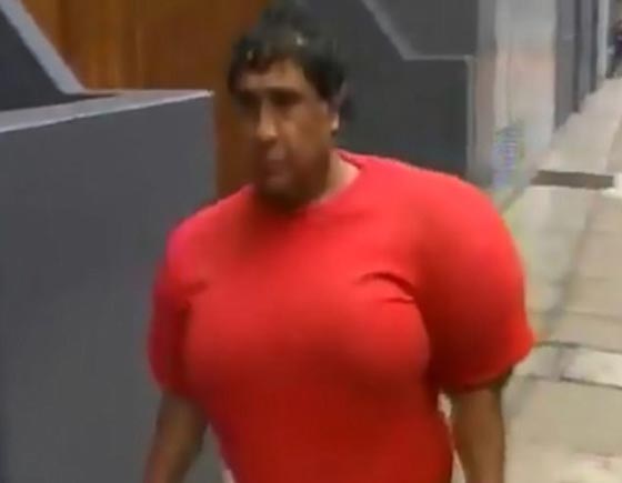 انتفاخ جسم غواص بشكل غريب في حادثة غامضة صورة رقم 3