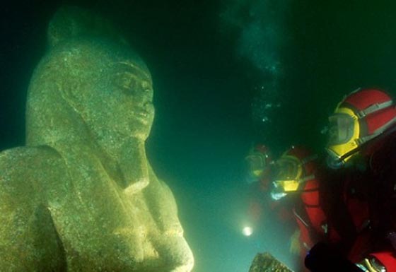 صور لأغرب أشياء التي تم العثور عليها تحت الماء صورة رقم 2