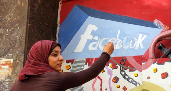 كيف تحول فيسبوك من أيادي الطلبة إلى أداة للأنظمة؟! صورة رقم 6 كيف تحول فيسبوك من أيادي الطلبة إلى أداة للأنظمة؟! صورة رقم 6