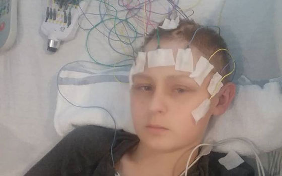 فيديو وصور طفل معجزة  يعود للحياة قبل يوم من موته: رأى نفسه متوجها للجنة صورة رقم 3