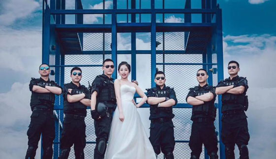 العريس مشغول ولا بد من صور الزفاف! هل تذكر فيلم (عريس من جهة أمنية)؟ صورة رقم 3
