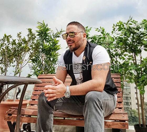 فيديو رامي عياش يقف بالدور بكل تواضع في المطار.. ماذا فعل مع المسافرين؟: صورة رقم 4