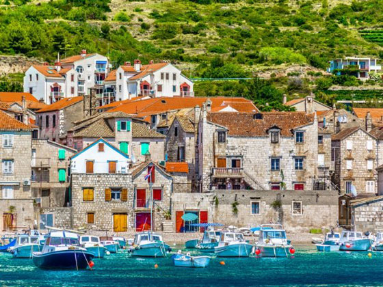  5 جزر أوروبية رائعة الجمال لإجازة هادئة وممتعة صورة رقم 4