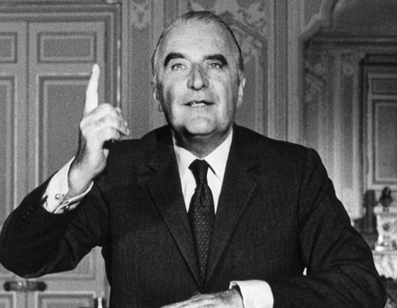 تعرفوا على أغرب هدايا تلقاها وقدمها رؤساء وزعماء العالم صورة رقم 3