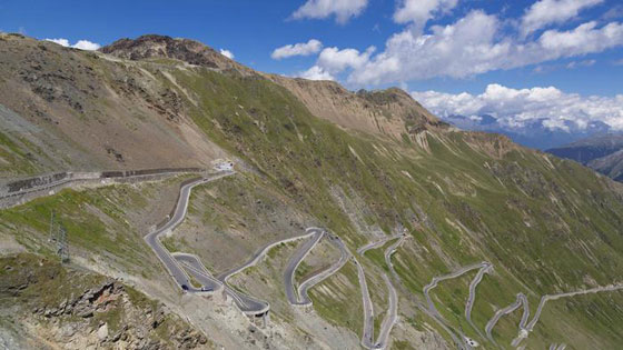 طرق الموت.. إليكم أغرب وأخطر 7 شوارع في العالم صورة رقم 2