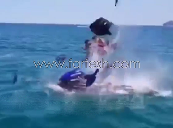 فيديو صادم.. لحظة انفجار دراجة مائية في البحر الأسود وعلى متنها سائحان صورة رقم 3 فيديو صادم.. لحظة انفجار دراجة مائية في البحر الأسود وعلى متنها سائحان صورة رقم 3