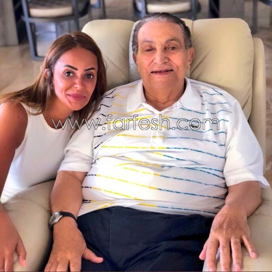 بعد صورته المثيرة للجدل.. نجل الرئيس المصري السابق مبارك يكشف حقيقة إصابة والده بأمراض خطيرة صورة رقم 1 بعد صورته المثيرة للجدل.. نجل الرئيس المصري السابق مبارك يكشف حقيقة إصابة والده بأمراض خطيرة صورة رقم 1