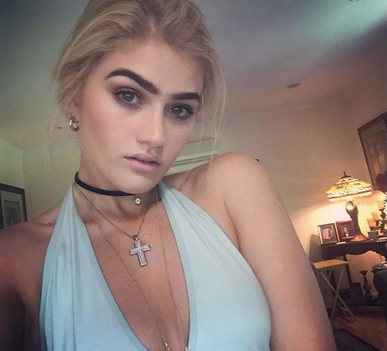 فيديو وصور.. عارضة ازياء حسناء أمريكية بحواجب متصلة مصدر إلهام للكثيرين صورة رقم 13