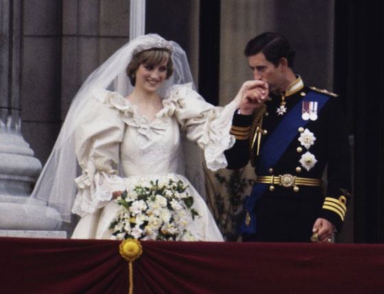 كيف التقى الملوك والأميرات لأول مرة قبل الزواج؟ من الجامعة للحفلات! صورة رقم 2 كيف التقى الملوك والأميرات لأول مرة قبل الزواج؟ من الجامعة للحفلات! صورة رقم 2