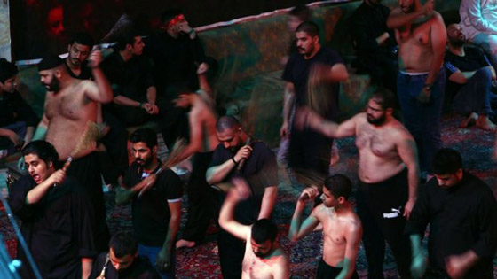بالصور.. المسلمون الشيعة يحيون ذكرى عاشوراء حول العالم صورة رقم 7 بالصور.. المسلمون الشيعة يحيون ذكرى عاشوراء حول العالم صورة رقم 7