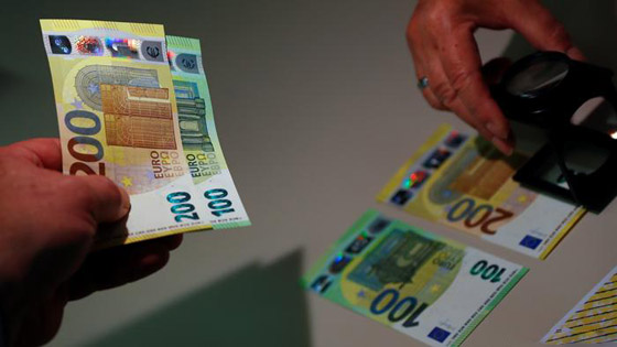 البنك المركزي الأوروبي يقدم: أوراق مالية جديدة من فئة 100 و200 يورو صورة رقم 4 البنك المركزي الأوروبي يقدم: أوراق مالية جديدة من فئة 100 و200 يورو صورة رقم 4