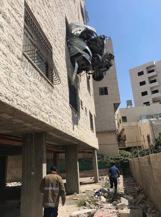 مصرع شخصين بحادث سير غريب في نابلس صورة رقم 1 مصرع شخصين بحادث سير غريب في نابلس صورة رقم 1
