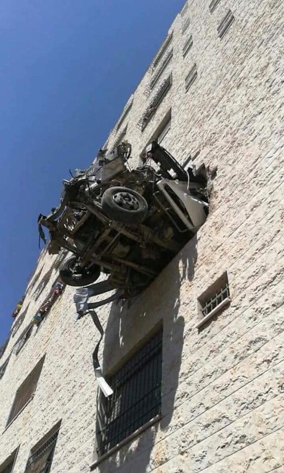 مصرع شخصين بحادث سير غريب في نابلس صورة رقم 3 مصرع شخصين بحادث سير غريب في نابلس صورة رقم 3