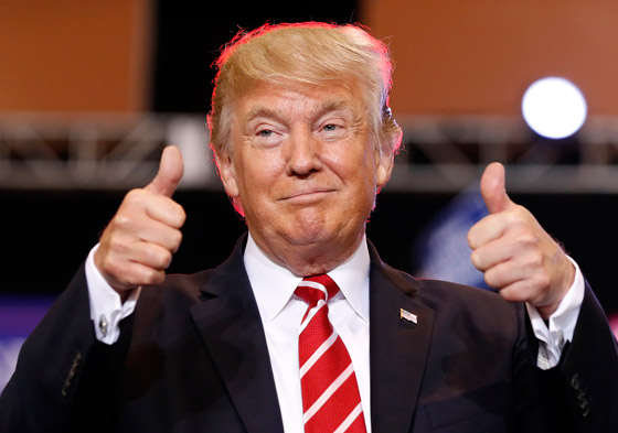 بالفيديو.. ترامب يهين إعلامية أمريكية مرتين ويسخر منها أمام الجميع بالبيت الأبيض! صورة رقم 10 بالفيديو.. ترامب يهين إعلامية أمريكية مرتين ويسخر منها أمام الجميع بالبيت الأبيض! صورة رقم 10