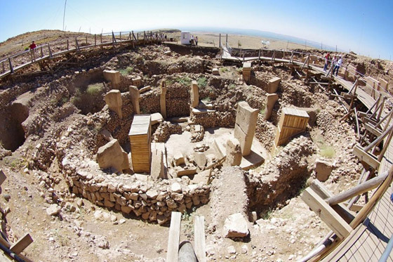 بالفيديو والصور: أقدم المباني الدينية المجهولة التي بناها الإنسان للعبادة صورة رقم 8