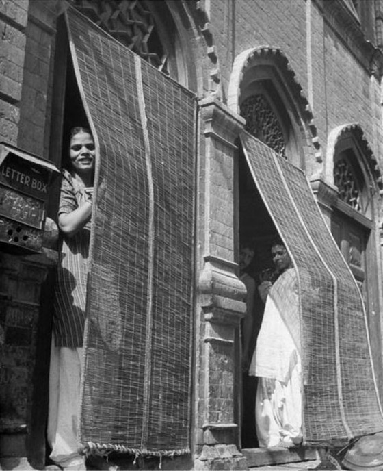 بائعة هوى هندية تناضل وتجبر القضاة على النظر إلى نساء الشوارع! صورة رقم 2 بائعة هوى هندية تناضل وتجبر القضاة على النظر إلى نساء الشوارع! صورة رقم 2