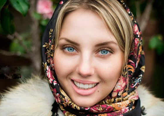  10 دول تجد بها أجمل نساء العالم صاحبات العيون الملونة والشعر الاشقر صورة رقم 2