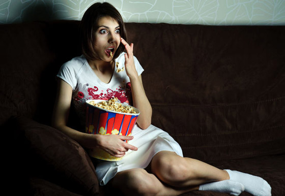 احذر أفلام الرعب قد تقتلك! تسبب الصدمة، السكتة القلبية، الاغماء والاجهاض! صورة رقم 1