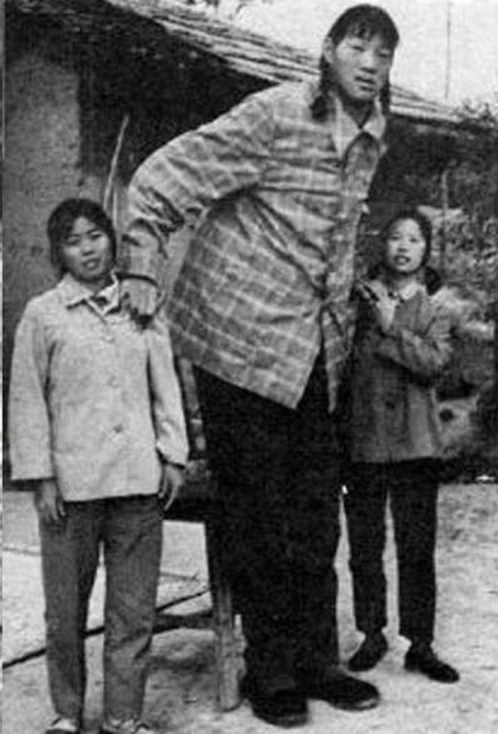 تعرفوا على أطوال نساء العالم.. أقصرهن طولها متران و17 سنتيمترا! صورة رقم 6