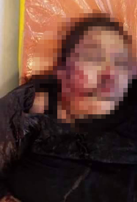 الصلاة على جثامين شهداء المنيا وطفل ناجي يروي ما فعله الارهابيون: فيديو صورة رقم 17 الصلاة على جثامين شهداء المنيا وطفل ناجي يروي ما فعله الارهابيون: فيديو صورة رقم 17