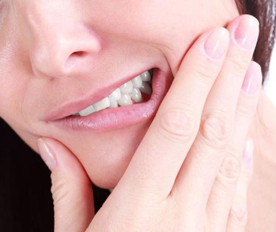 أهم 10 وسائل علاجية منزلية للتخلص من آلام ضرس العقل صورة رقم 1
