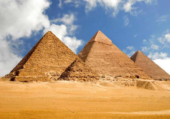 علماء يقتربون من اكتشاف سر بناء الأهرامات وحل لغز تشييدها صورة رقم 1
