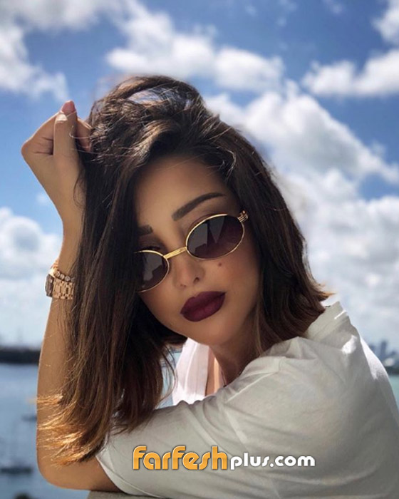 جليلة المغربية عشيقة تامر حسني السابقة تواسيه بوفاة والده، وطليقته بسمة بوسيل تودٌع حماها الراحل صورة رقم 17