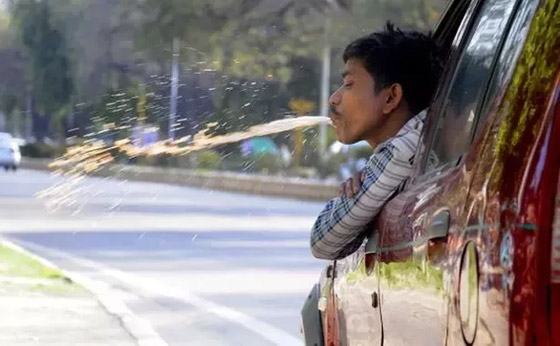 إليكم 12 من أغرب القوانين الفريدة الموجودة في دول العالم صورة رقم 4 إليكم 12 من أغرب القوانين الفريدة الموجودة في دول العالم صورة رقم 4