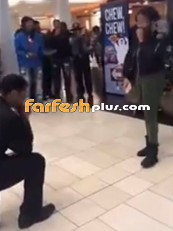 بالفيديو: شاب يتعرض لموقف محرج بعد رفض فتاة عرض زواجه! صورة رقم 2