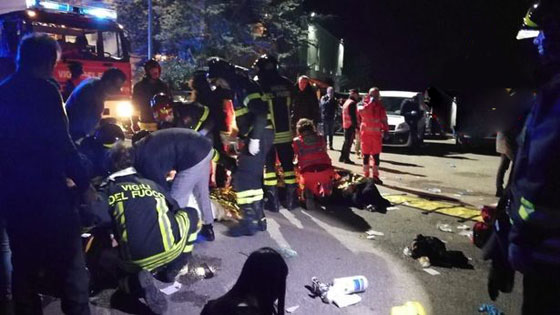 إيطاليا: مقتل وإصابة أكثر من 120 شخصا في ملهى ليلي صورة رقم 3 إيطاليا: مقتل وإصابة أكثر من 120 شخصا في ملهى ليلي صورة رقم 3