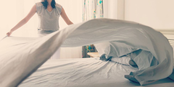 أحلى بشرى للكسالى: 5 فوائد صحية لعدم ترتيب الفراش كل صباح! صورة رقم 1 أحلى بشرى للكسالى: 5 فوائد صحية لعدم ترتيب الفراش كل صباح! صورة رقم 1