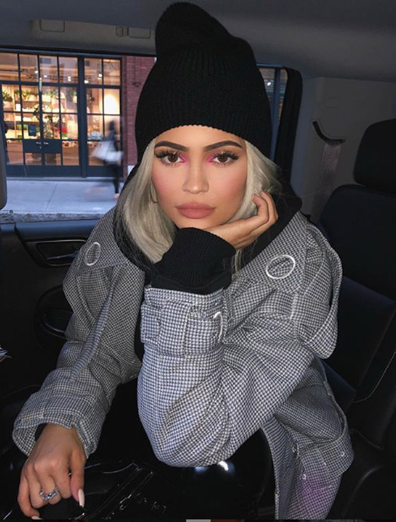 كايلي جينر ترتدي أزياء مصمم كويتي للمرة الثانية.. فمن هو؟ صورة رقم 15