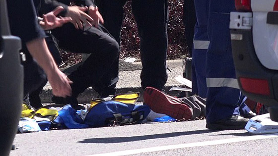 لبناني يقتل نفسه طعنا وآخر حاول إيقافه وينشر الرعب وسط سيدني بسيارته! صورة رقم 9 لبناني يقتل نفسه طعنا وآخر حاول إيقافه وينشر الرعب وسط سيدني بسيارته! صورة رقم 9