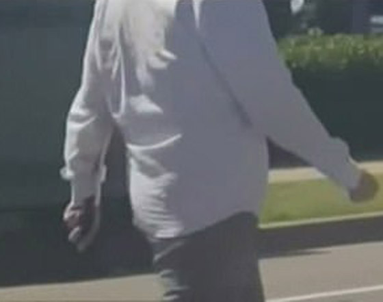 لبناني يقتل نفسه طعنا وآخر حاول إيقافه وينشر الرعب وسط سيدني بسيارته! صورة رقم 6 لبناني يقتل نفسه طعنا وآخر حاول إيقافه وينشر الرعب وسط سيدني بسيارته! صورة رقم 6