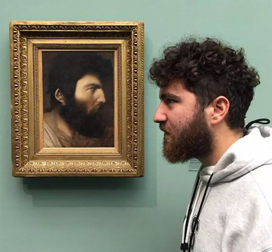 بالصور: أشخاص عثروا على صورة توأمهم في متحف فني! صورة رقم 14