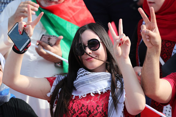 بالصور.. حسناوات كأس آسيا في الإمارات صورة رقم 2