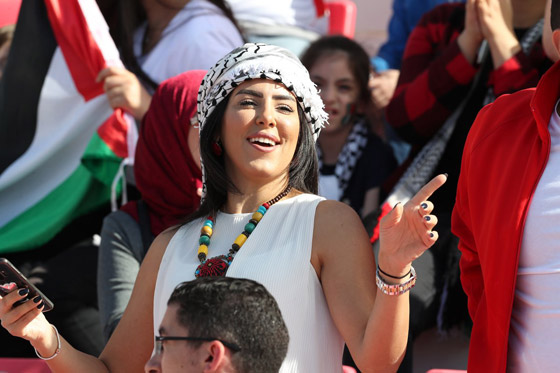 بالصور.. حسناوات كأس آسيا في الإمارات صورة رقم 3