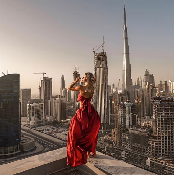 الشرطية الأجمل في المانيا تستمر تدفع ثمن شهرتها.. فيديو وصور صورة رقم 4