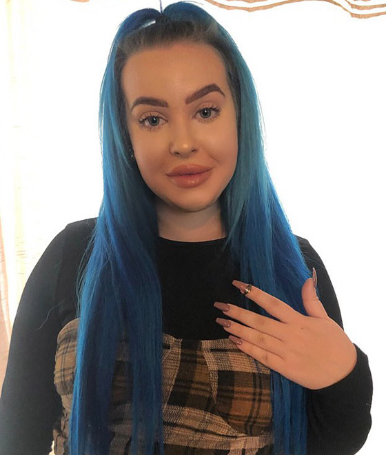 خبيرة تجميل بريطانية عطست فخرج خاتما من أنفها فقدته قبل 12 عاما! صورة رقم 3
