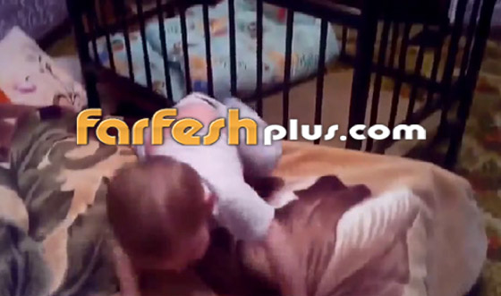 فيديو يحقق ملايين المشاهدات لذكاء طفل في الهرب من سريره! صورة رقم 8