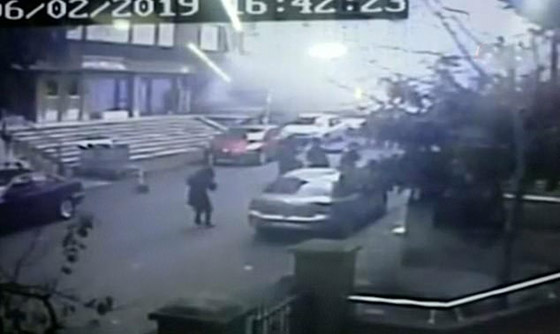 كارثة في إسطنبول: انهيار مبنى يترك قتلى وآخرين عالقين تحت الأنقاض! صورة رقم 1 كارثة في إسطنبول: انهيار مبنى يترك قتلى وآخرين عالقين تحت الأنقاض! صورة رقم 1