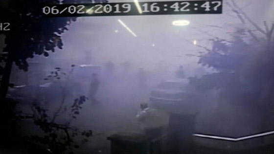 كارثة في إسطنبول: انهيار مبنى يترك قتلى وآخرين عالقين تحت الأنقاض! صورة رقم 2 كارثة في إسطنبول: انهيار مبنى يترك قتلى وآخرين عالقين تحت الأنقاض! صورة رقم 2